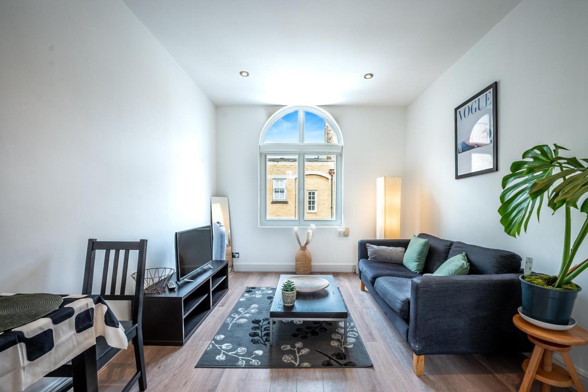 One-Bed Flat, Kensington, Bank Payment To The Host Within 24H From The Reservation Apartamento Londres Exterior foto