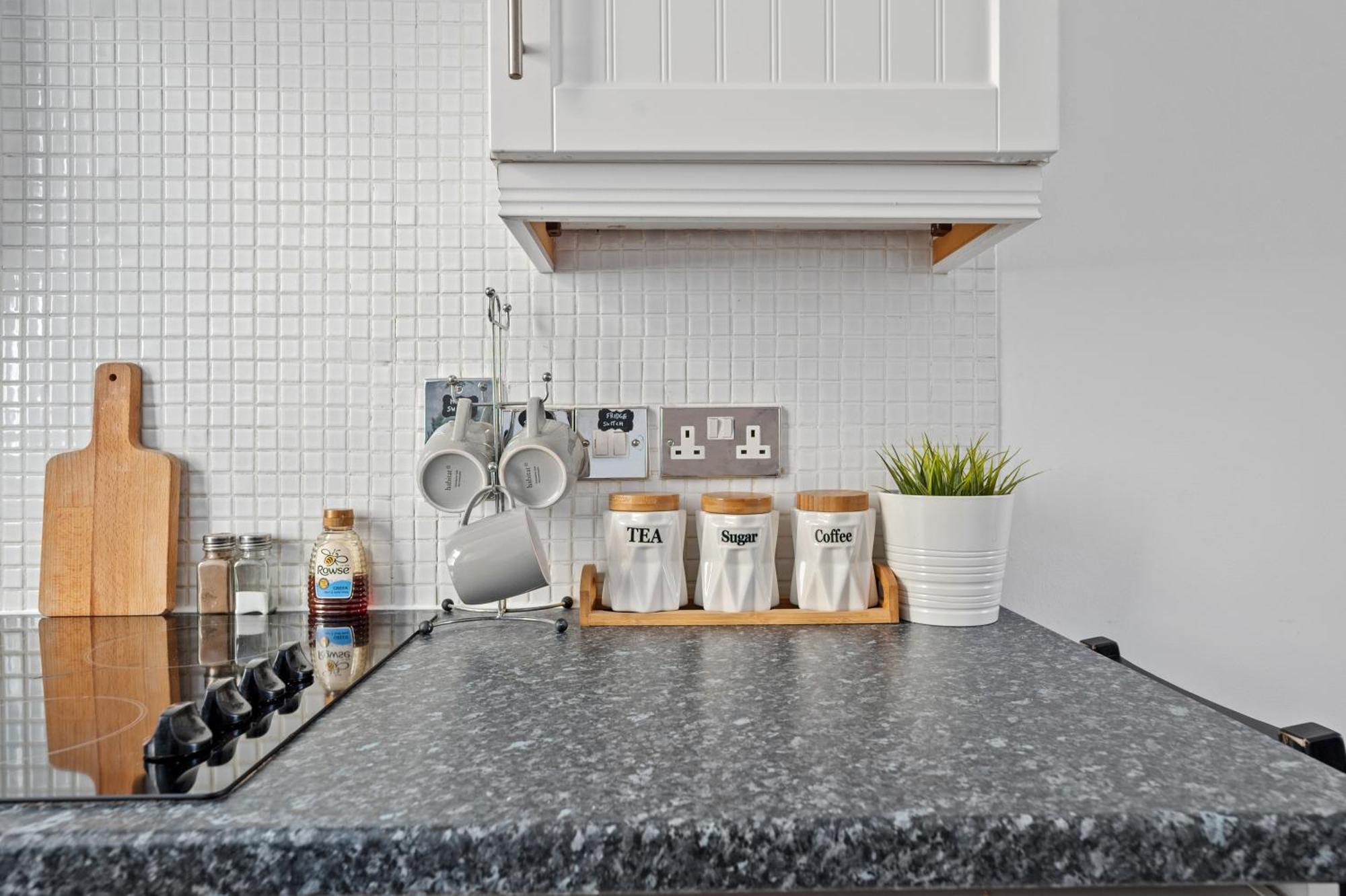 One-Bed Flat, Kensington, Bank Payment To The Host Within 24H From The Reservation Apartamento Londres Exterior foto